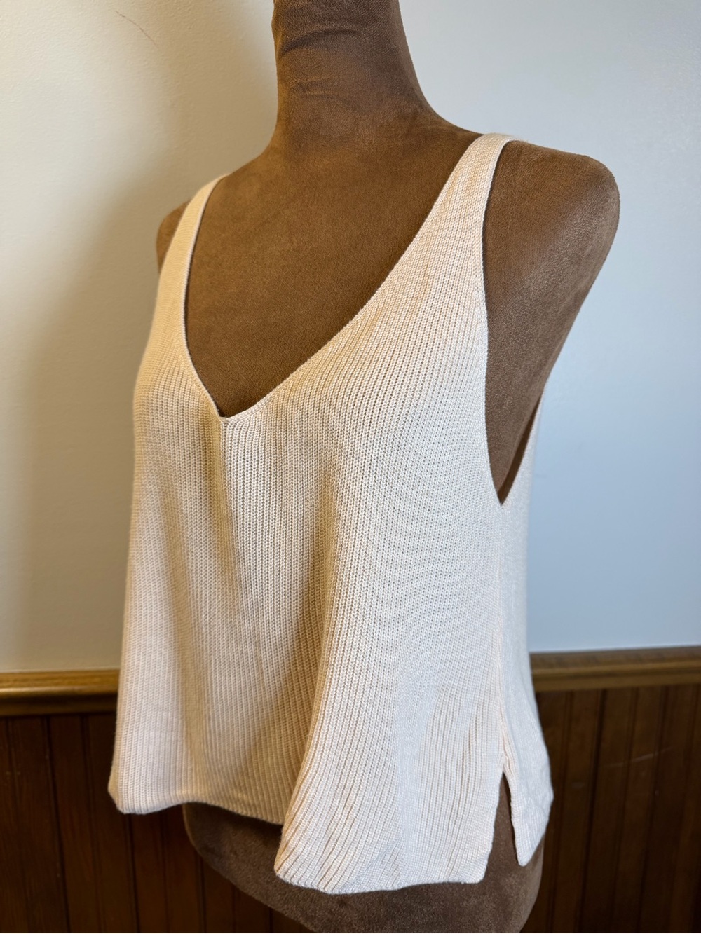 Forever 21 Cream Ribbed Scoop Neck Tank Top